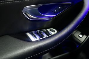 Mercedes E220 bild 23
