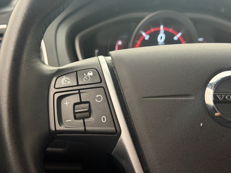 Volvo V40 bild 19