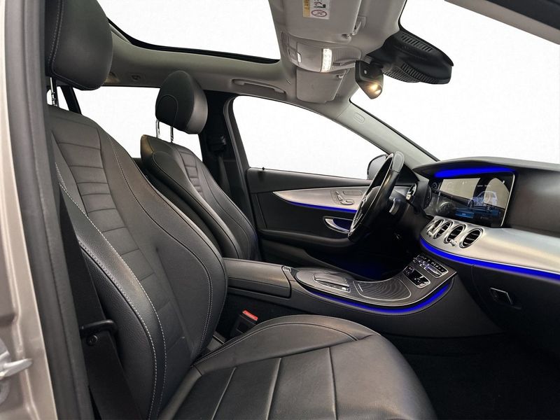 Mercedes E220 bild 12