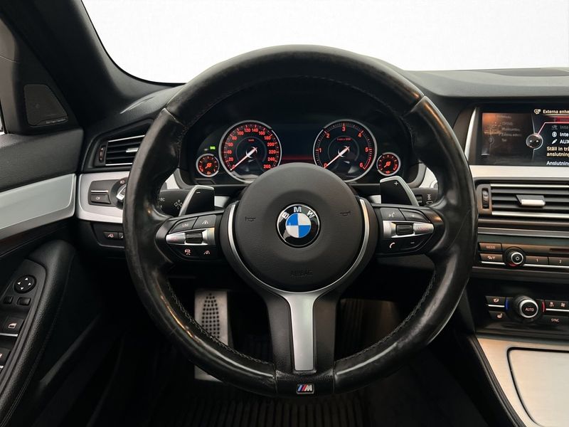 BMW 530 bild 24