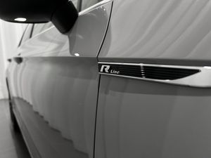 Volkswagen Passat bild 16