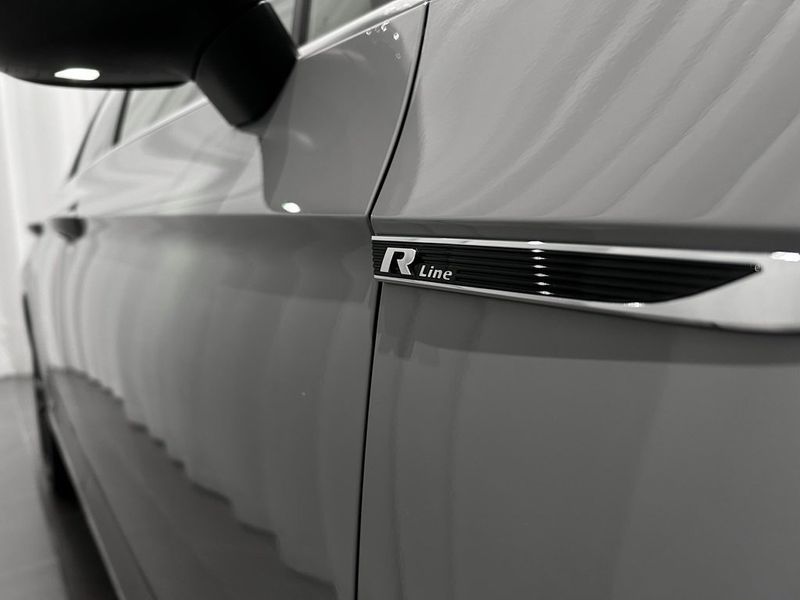 Volkswagen Passat bild 16