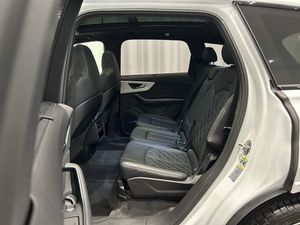 Audi SQ7 bild 8