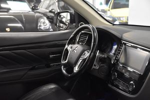 Mitsubishi Outlander bild 8
