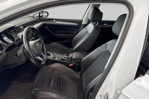 Volkswagen Passat bild 8