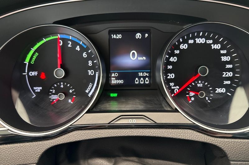 Volkswagen Passat bild 11