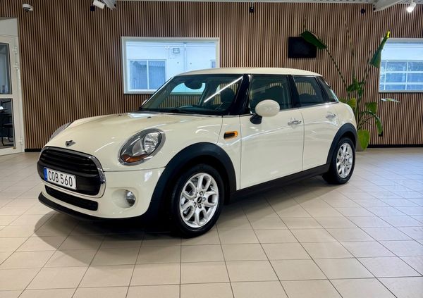 MINI One 5-d / Pepper - 2016