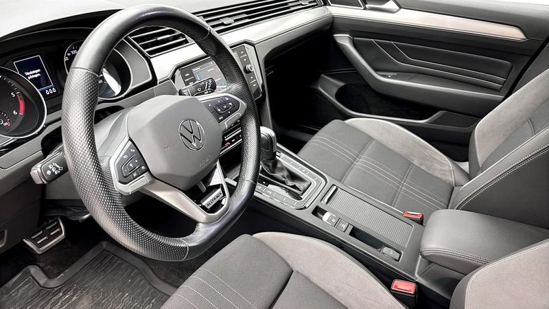 Volkswagen Passat bild 7