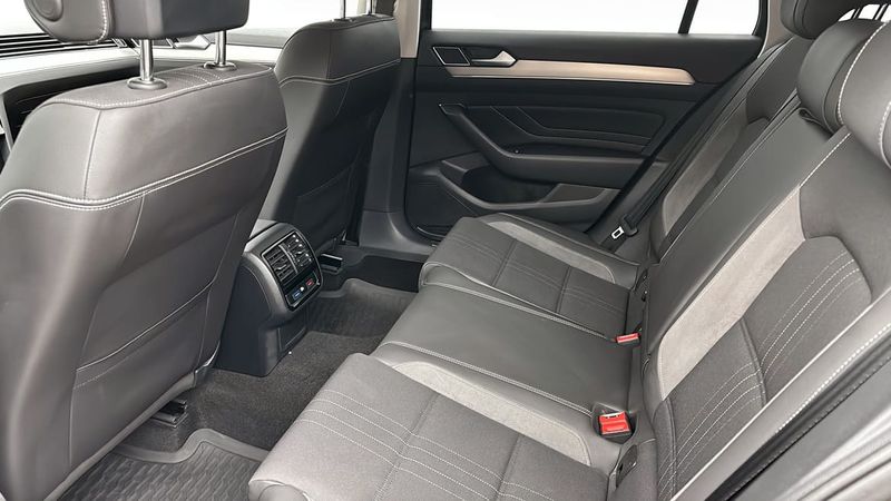 Volkswagen Passat bild 11
