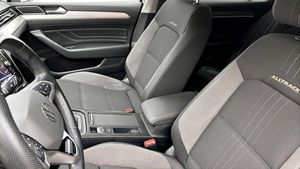 Volkswagen Passat bild 8