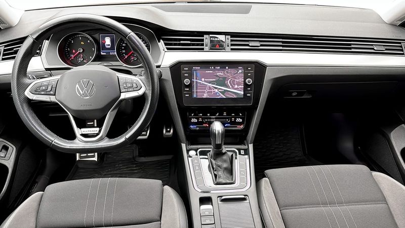Volkswagen Passat bild 10