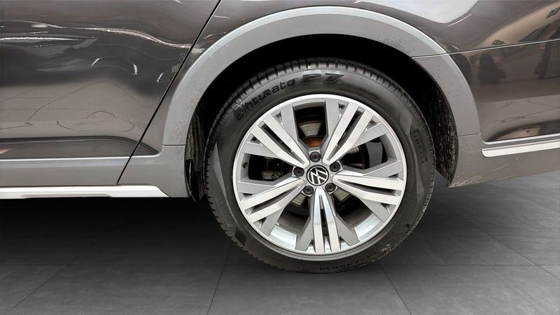Volkswagen Passat bild 6