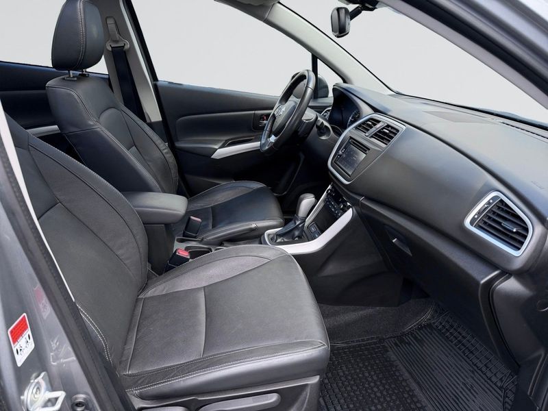 Suzuki S-CROSS bild 14