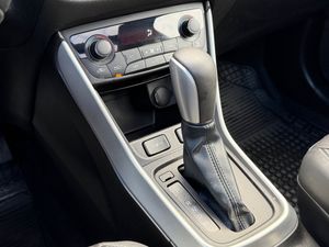 Suzuki S-CROSS bild 21