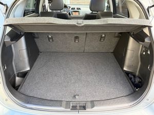 Suzuki S-CROSS bild 15