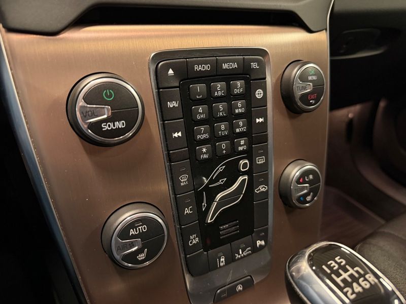 Volvo V40 bild 23