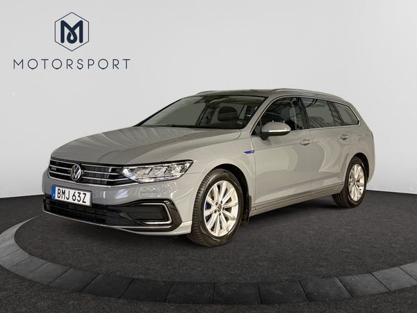 Volkswagen Passat Sportscombi GTE DRAG Värmare Navi Adap-farth Carplay - 2022