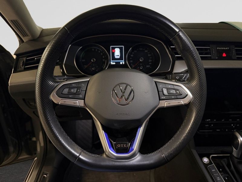 Volkswagen Passat bild 15