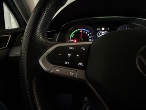 Volkswagen Passat bild 23