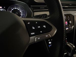 Volkswagen Passat bild 24