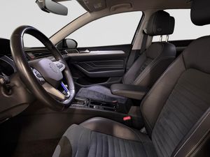 Volkswagen Passat bild 11