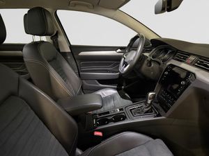 Volkswagen Passat bild 18