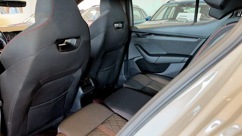 Skoda Octavia bild 12