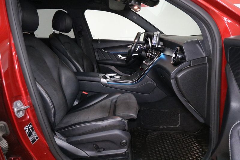 Mercedes GLC220 bild 17