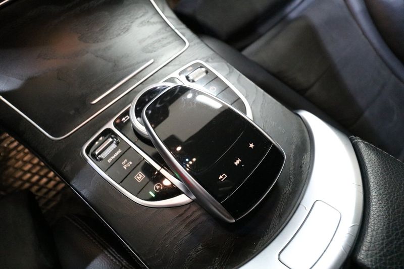 Mercedes GLC220 bild 12