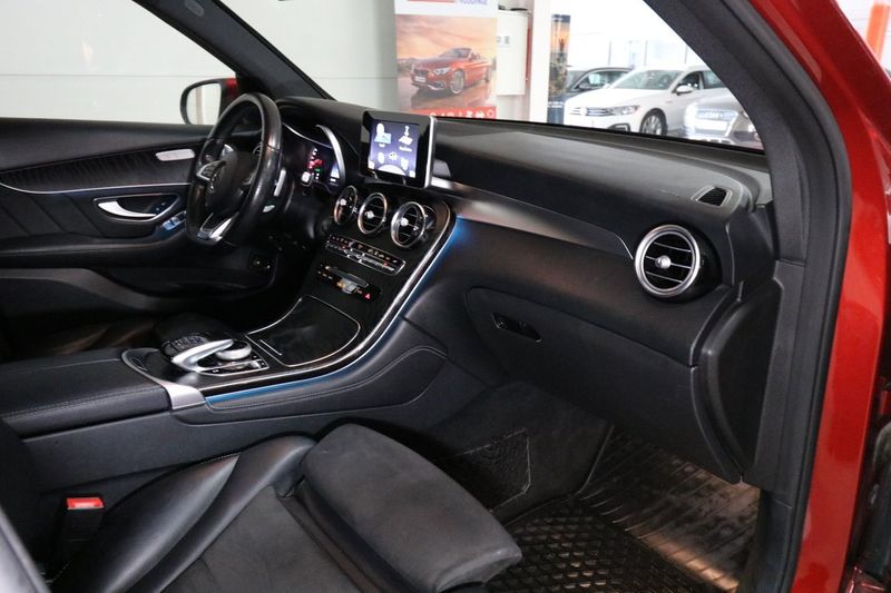 Mercedes GLC220 bild 16