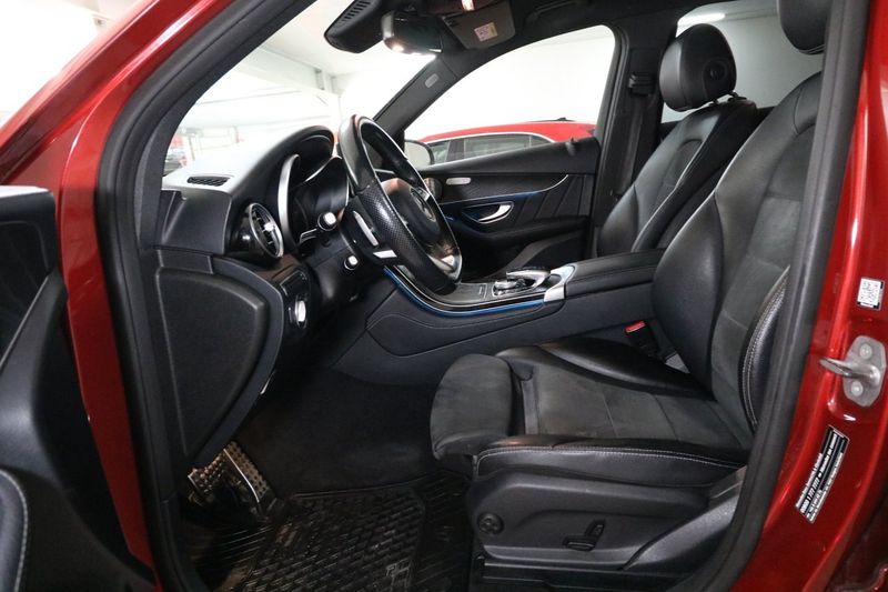 Mercedes GLC220 bild 8