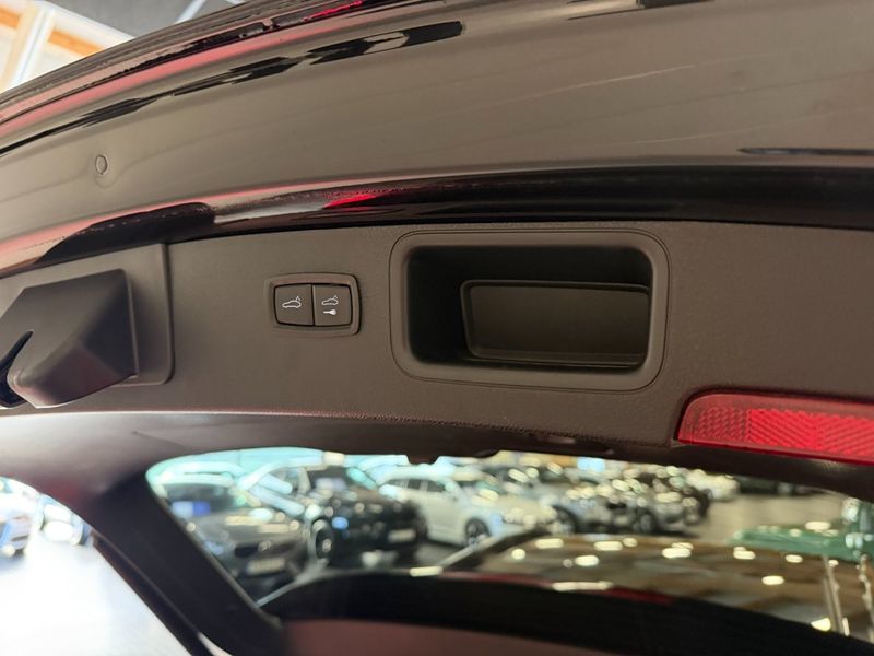 Porsche Macan bild 24