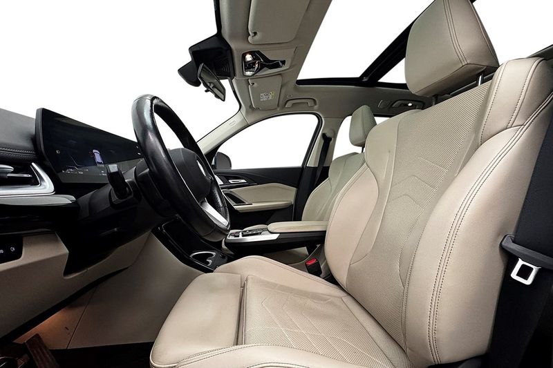 BMW X1 bild 12