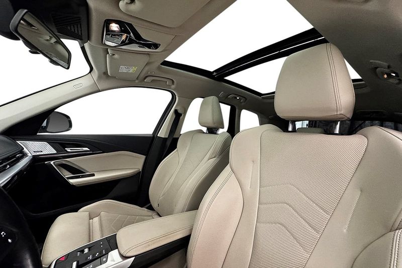 BMW X1 bild 15