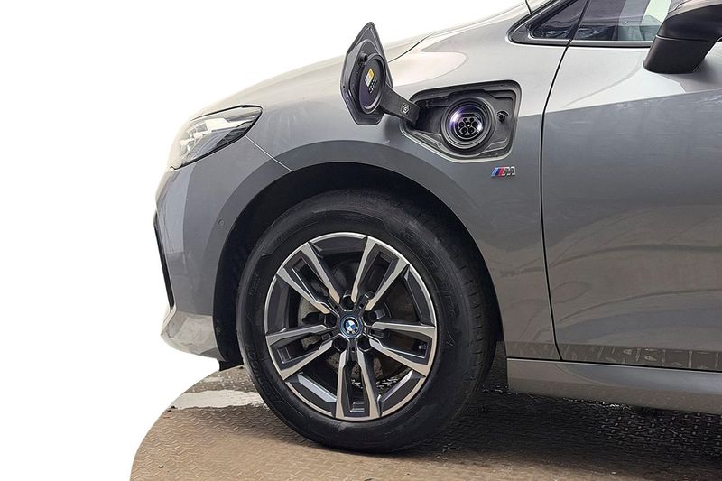 BMW 225 bild 11