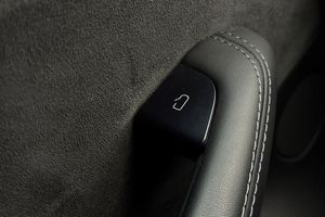 Tesla Model 3 bild 32
