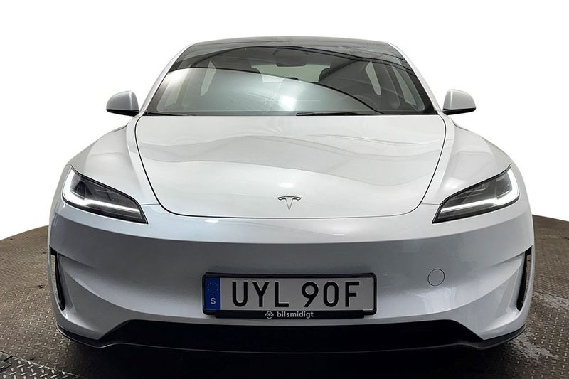 Tesla Model 3 bild 3