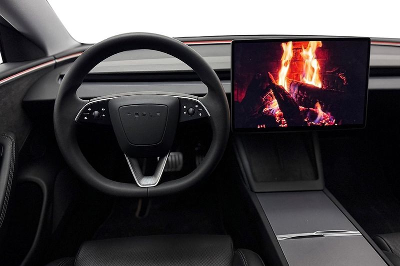 Tesla Model 3 bild 19