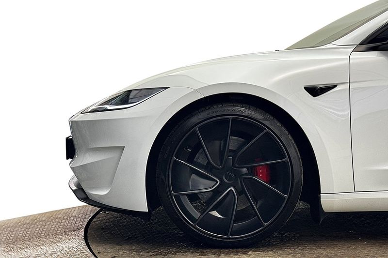 Tesla Model 3 bild 11