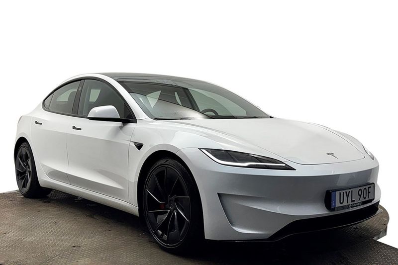 Tesla Model 3 bild 4
