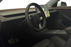 Tesla Model 3 bild 15