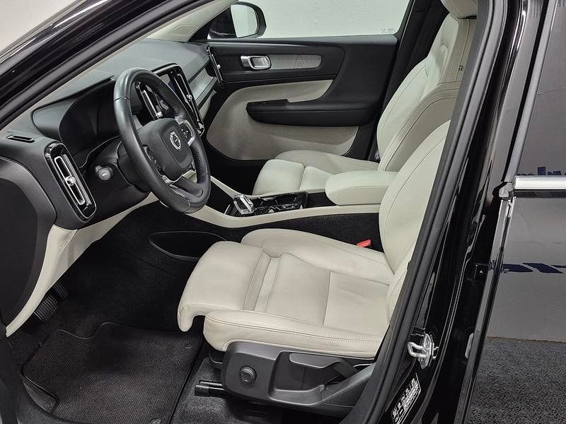 Volvo XC40 bild 2