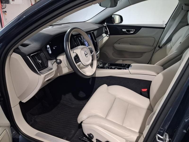 Volvo V60 bild 2