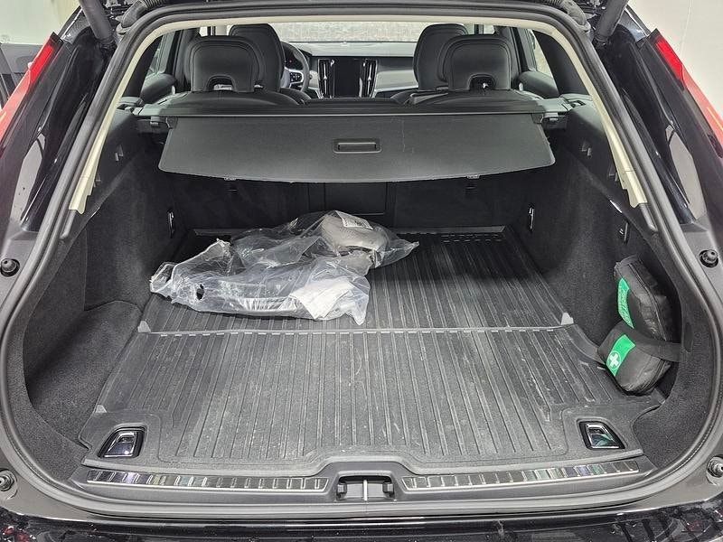 Volvo V90 bild 8