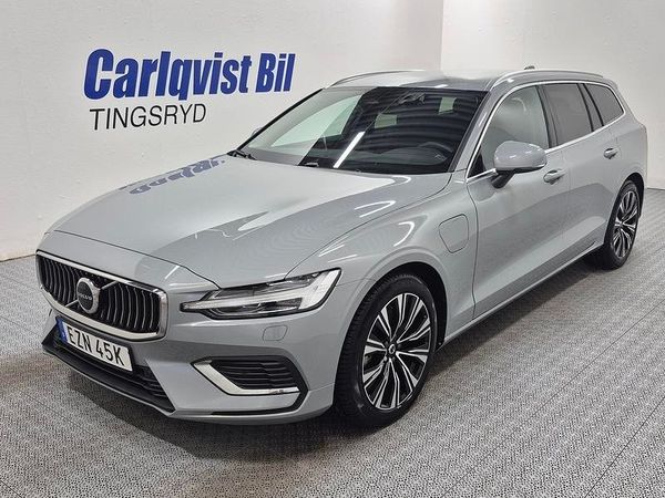 Volvo V60 Recharge Core Bright plug in - 2025