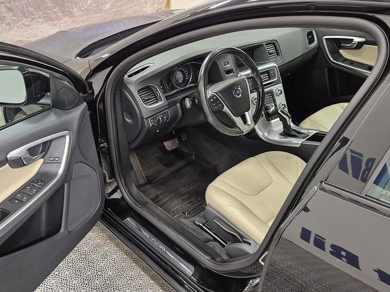 Volvo S60 bild 2