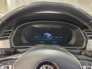 Volkswagen Passat bild 8