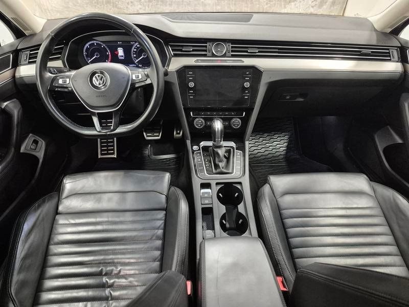 Volkswagen Passat bild 6