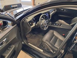 Volvo V60 bild 2