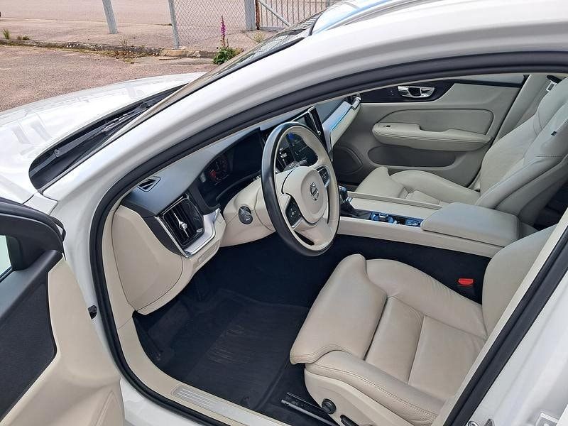 Volvo V60 bild 2